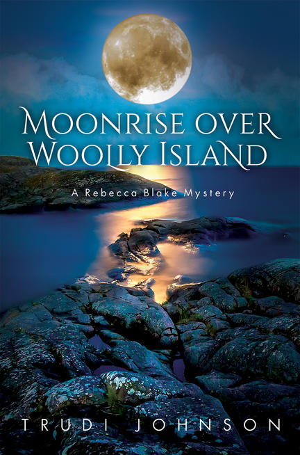 Cover of Moonrise Over Woolly Island